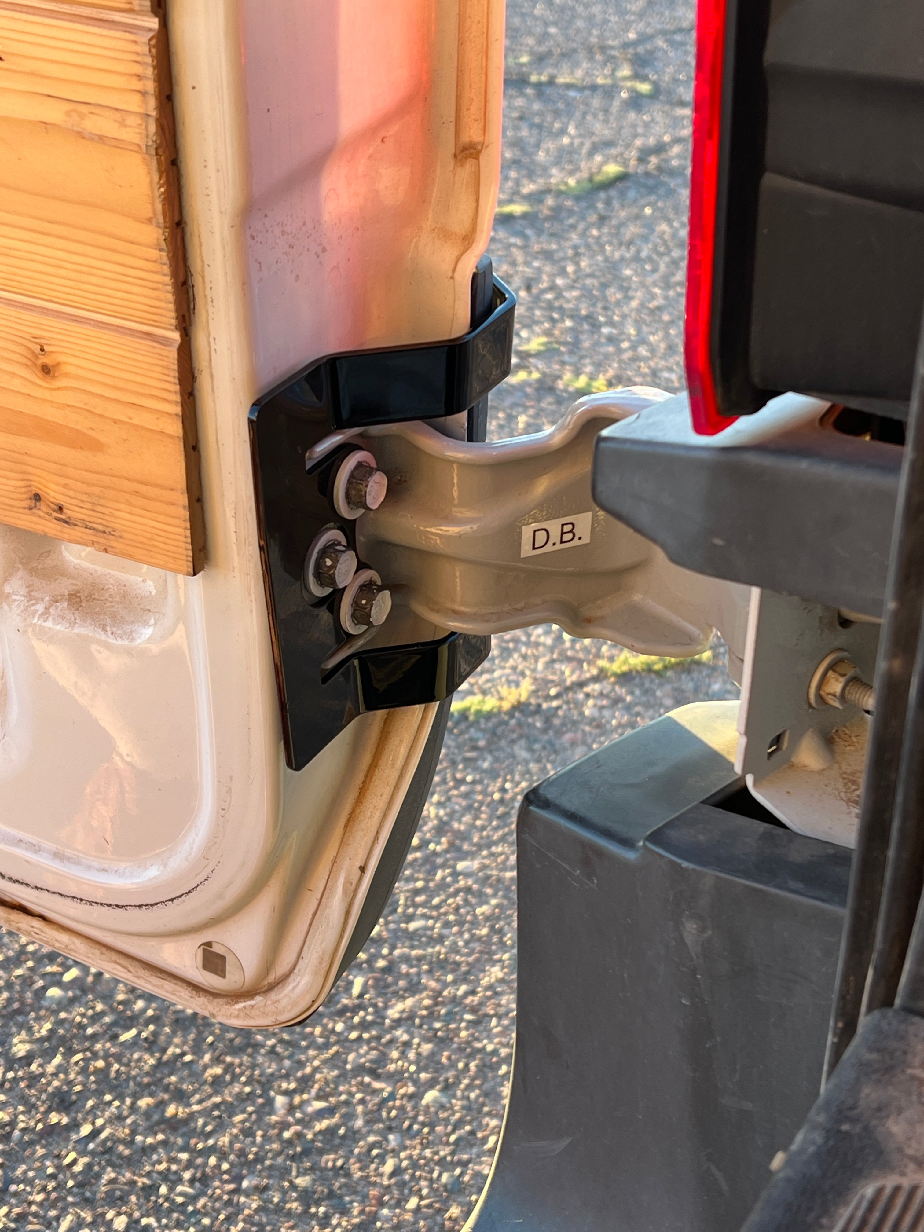 Ford Transit driver's side rear door mounts for 180 degree hinges